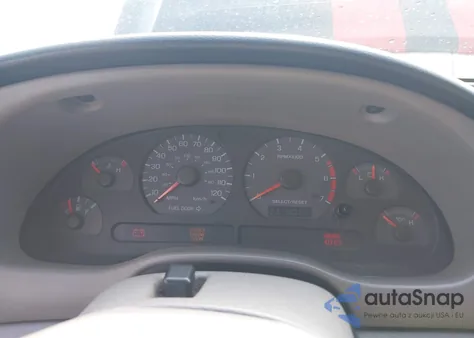 2000 Ford Mustang из США, поврежденный, VIN 1FAFP4048YF130056